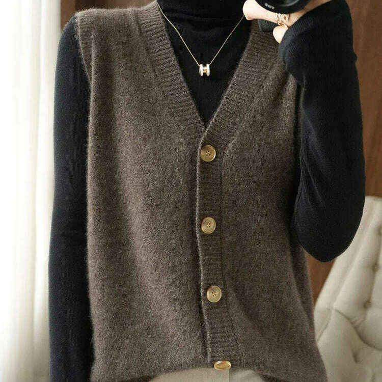 2024 Women's Cashmere Sleeveless Sweater Vest - D&M Boutique