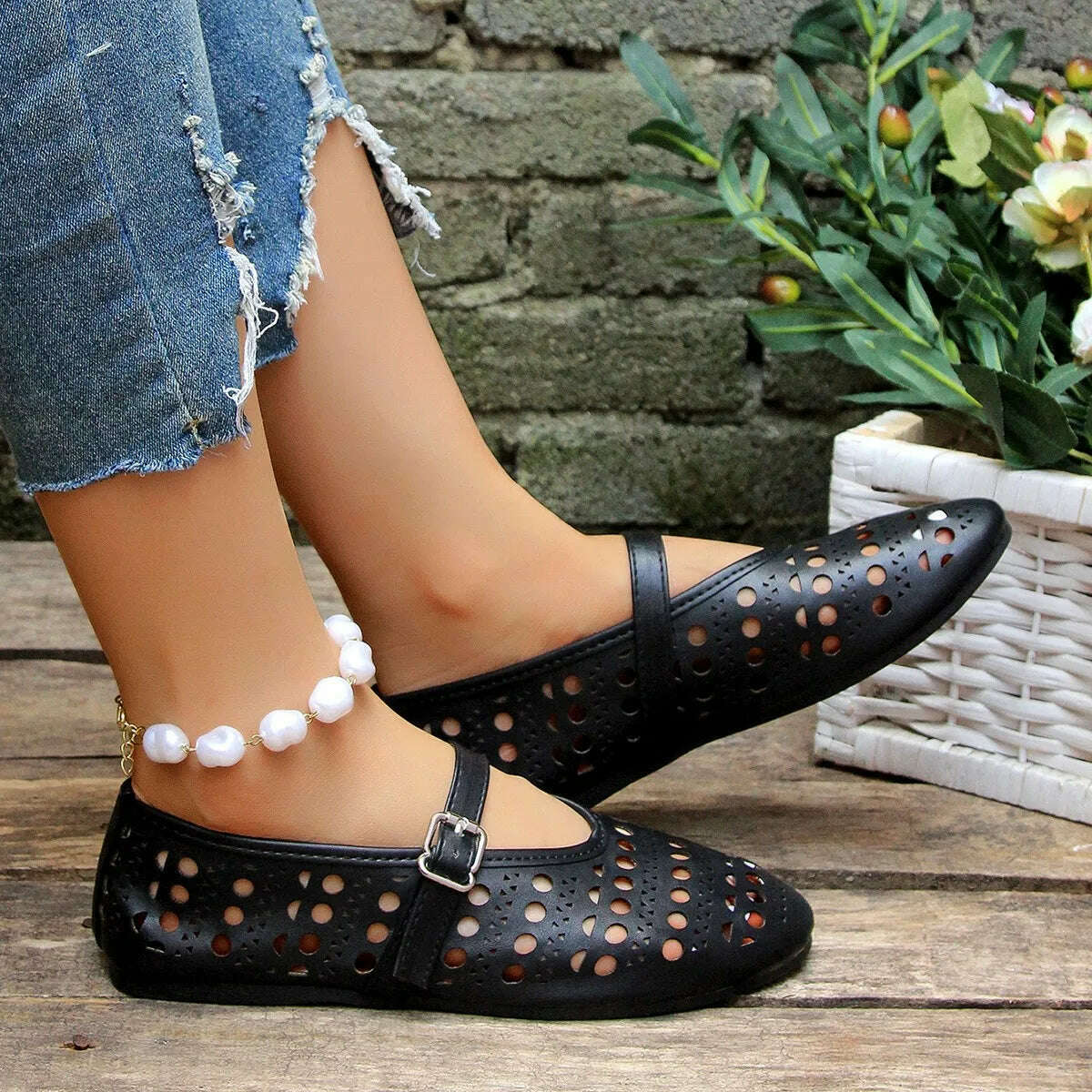 Soft Breathable Flats - Lightweight Casual Loafers for Women