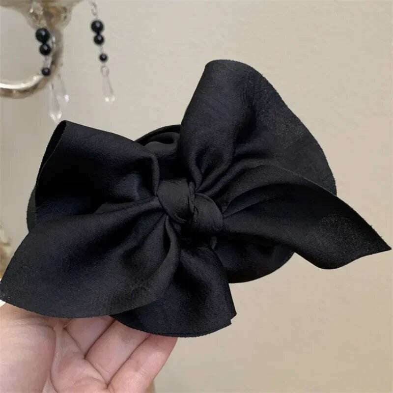 Large Fabric Bow Grasping Clip