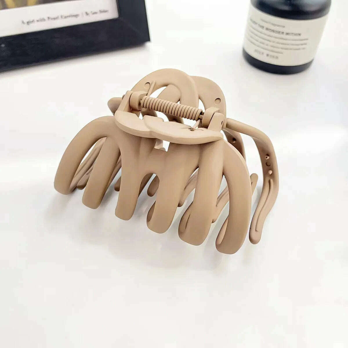 Women Temperament Large Hair Claw Clip