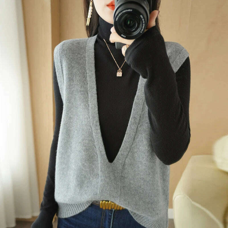 Autumn Knit V-Neck Vest – Loose, Solid, Stylish Layering - D&M Boutique