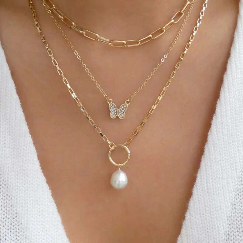Classic Gothic Tattoo Red Velvet Choker Necklace Red Heart Pendant Necklaces For Women Fashion Jewelry Valentine's Gift N0352
