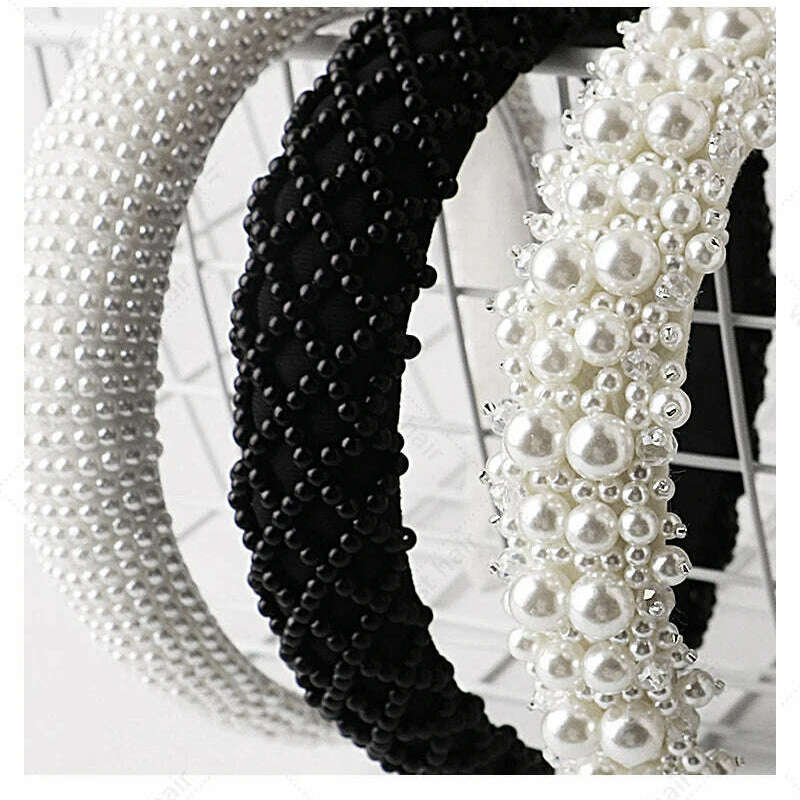 Hair Hoop with ABS Pearl Decoration for Women.