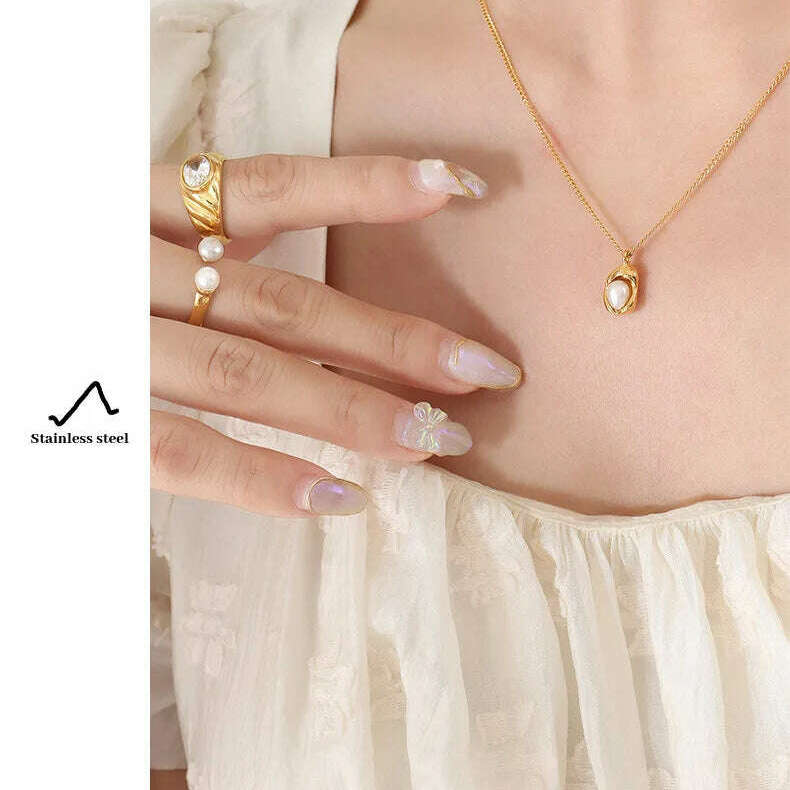 Fashion Inlaid Pearls Pendant Necklace for Women Luxury Design Stainless Steel Cuban Chain Wedding Woman Necklaces Jewelry