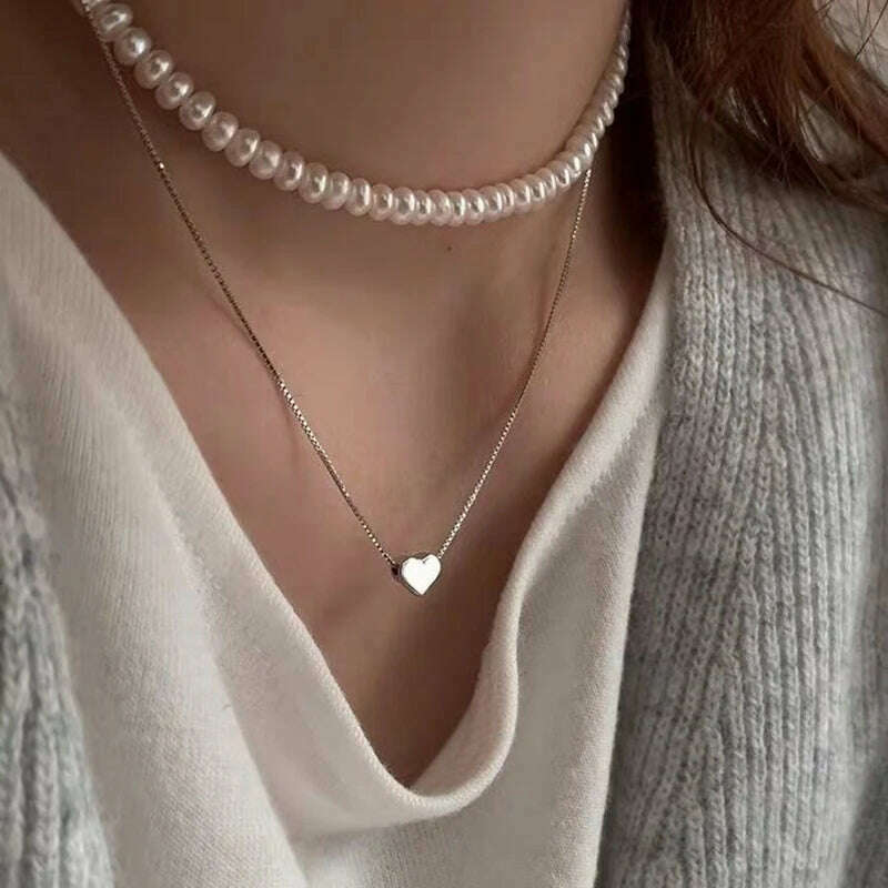 Classic Gothic Tattoo Red Velvet Choker Necklace Red Heart Pendant Necklaces For Women Fashion Jewelry Valentine's Gift N0352