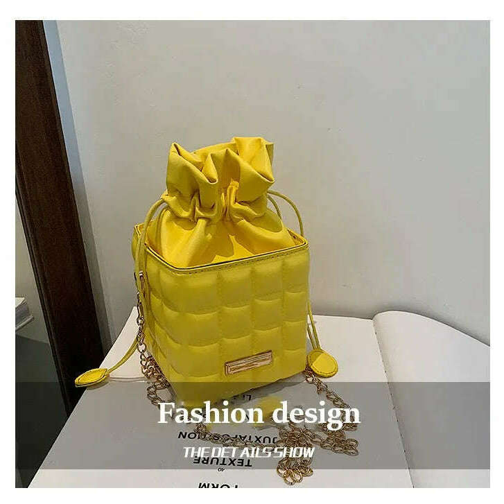 Trendy Checker Drawstring Crossbody Bag with Chain Strap