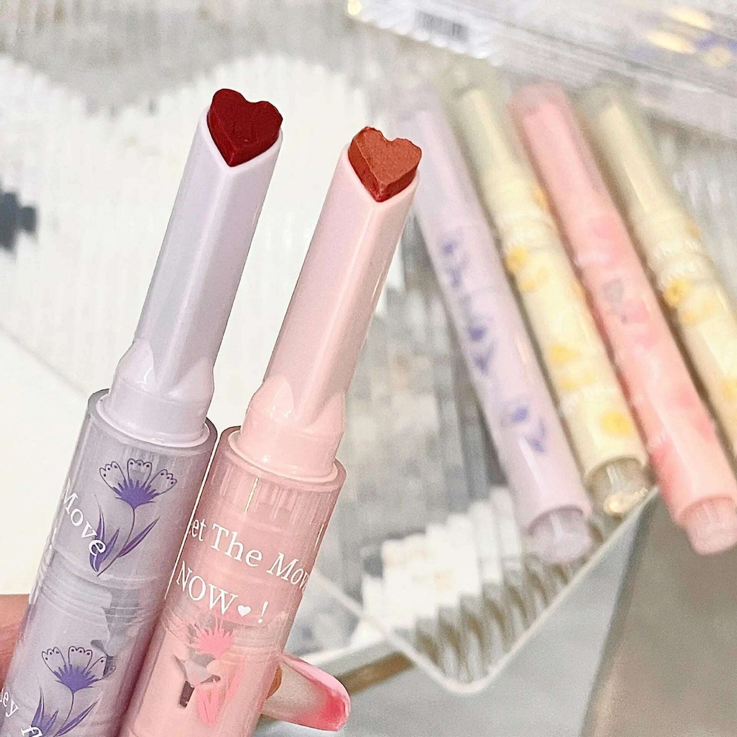 Water-light Lip Glaze – Glitter Lip Tint