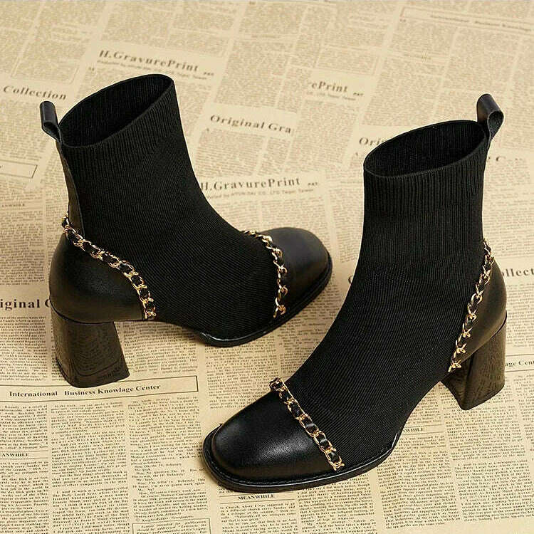 Slip-On Square Toe Women's Boots