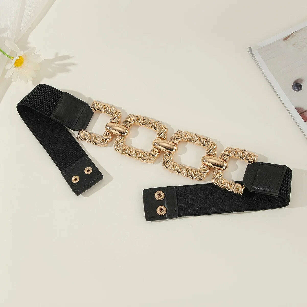 Fashion Metal Thick Chain Belt for Women – Gold Buckle