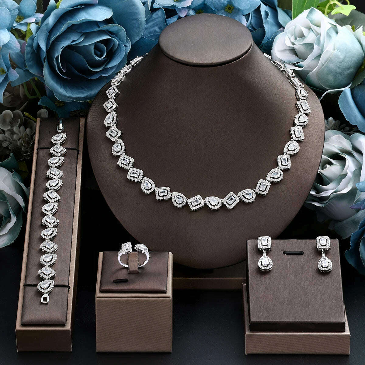 2024 Women's 4-Piece Jewelry Set with Cubic Zirconia