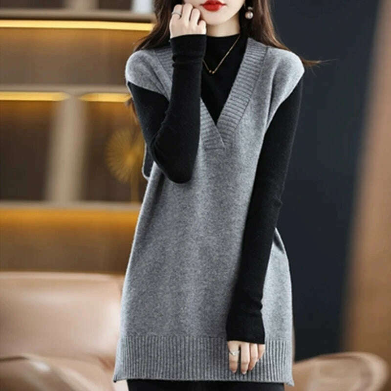 Autumn Cashmere Vest – V-Neck, Sleeveless, Loose Knit Style - D&M Boutique