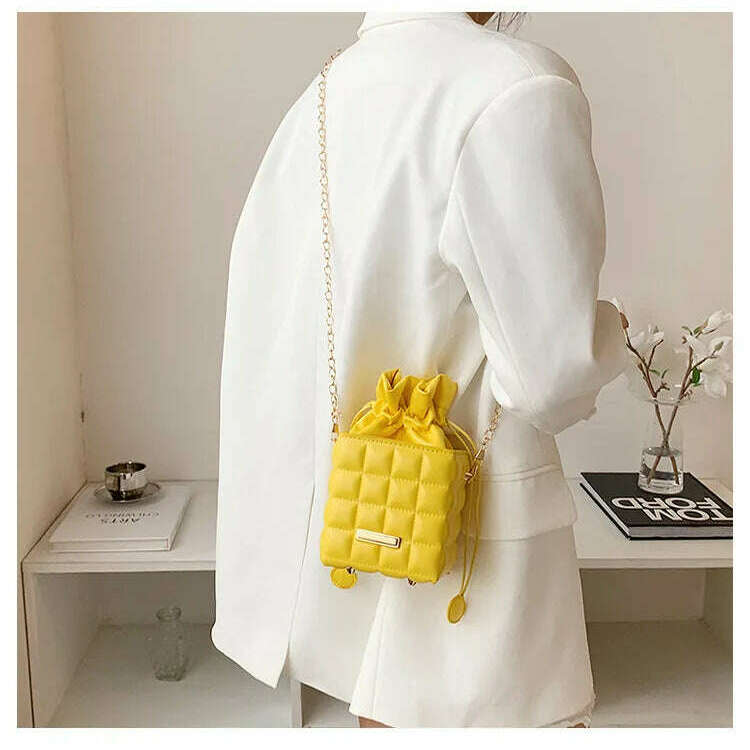 Trendy Checker Drawstring Crossbody Bag with Chain Strap
