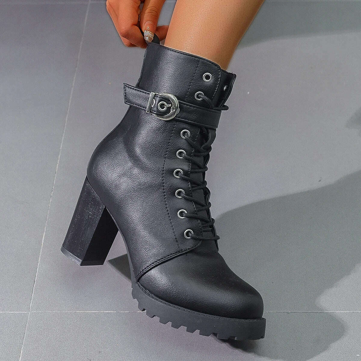 COZOK Women's Green Ankle Boots – Chunky Sole
