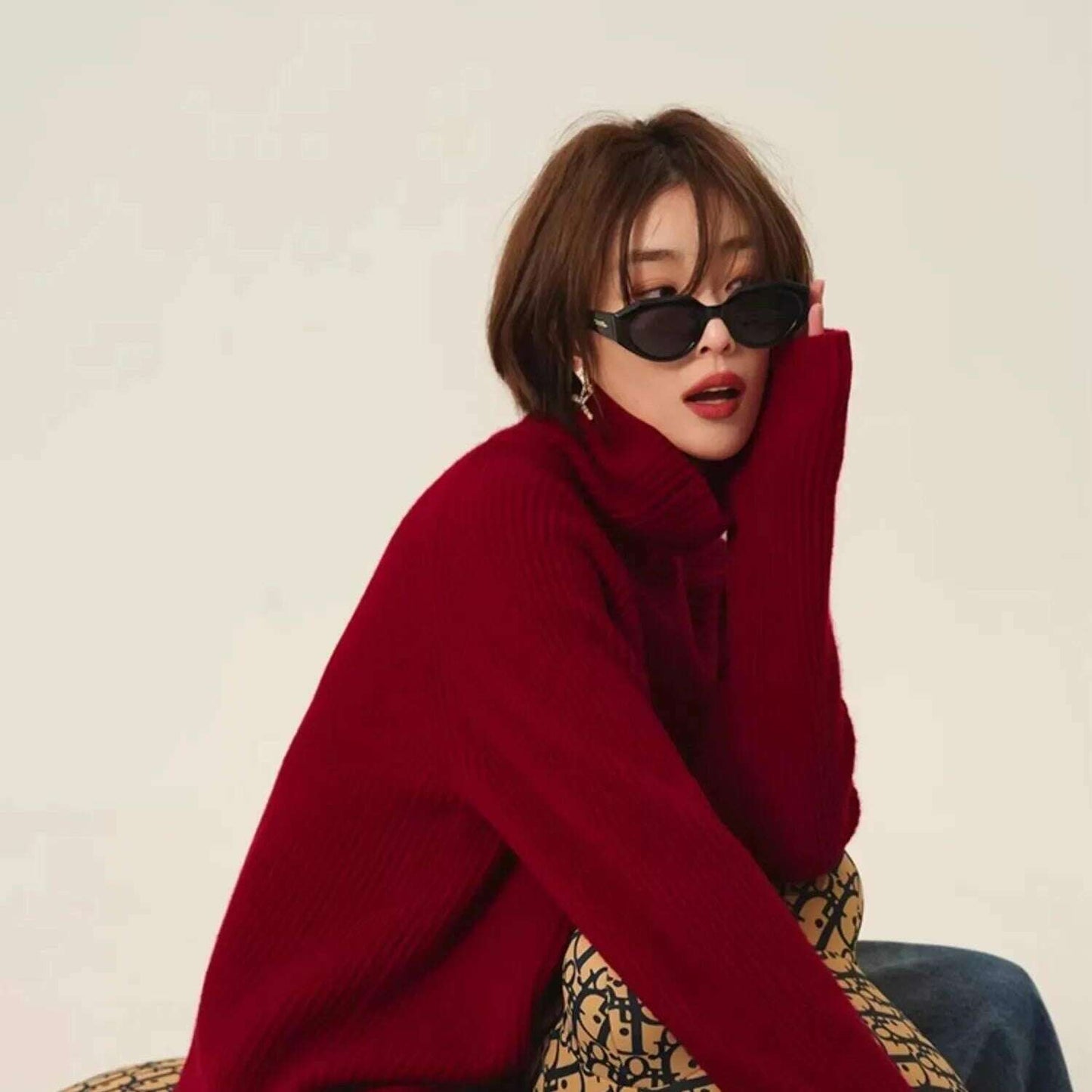 100% Cashmere Turtleneck Sweater – Loose Long Sleeve - D&M Boutique