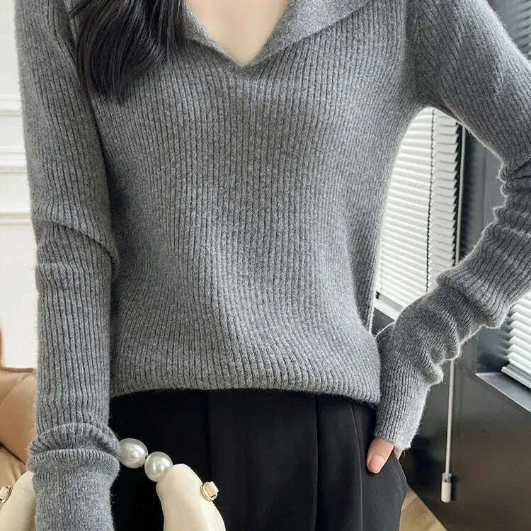 European Cargo Wool Sweater: Slim Knit, V-Lapel, Autumn/Winter Top - D&M Boutique