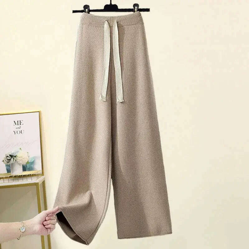 Winter Knitwear Set: Turtleneck Sweater & Wide-Leg Pants - D&M Boutique