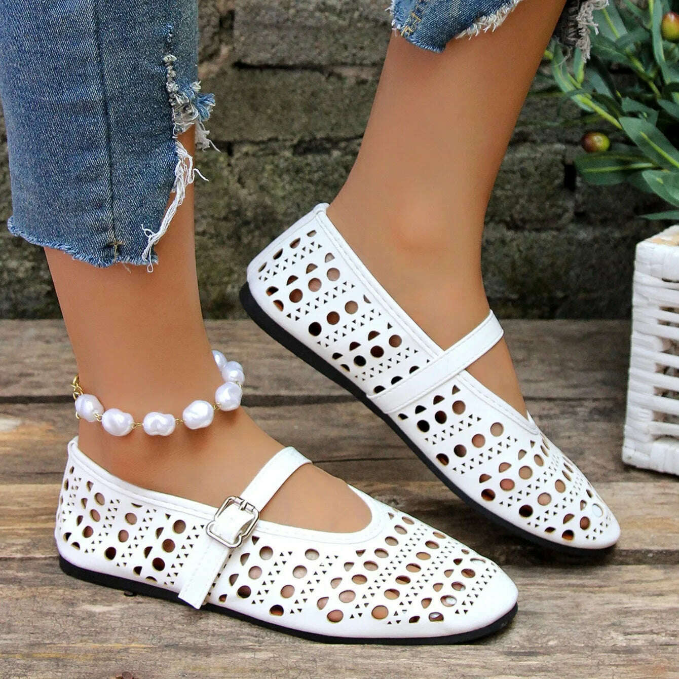 Soft Breathable Flats - Lightweight Casual Loafers for Women