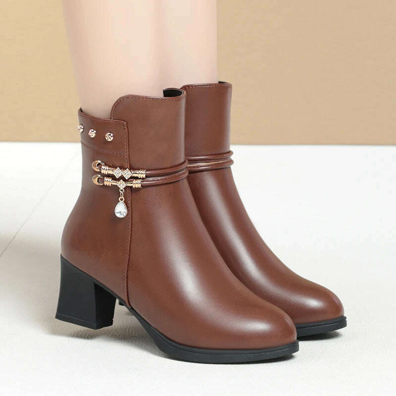 ZLMIAO SHZHANG Women’s Soft Leather Ankle Boots