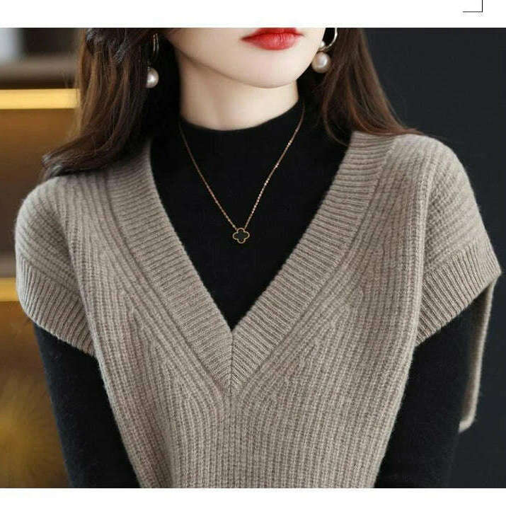 Knitted Vest Jacket – V-Neck, Sleeveless, Wool Blended Top