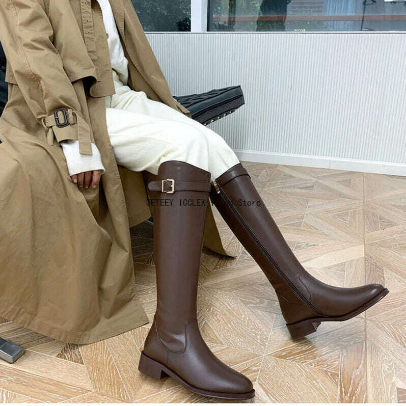 UETEEY Vintage Women's Knee-High Boots