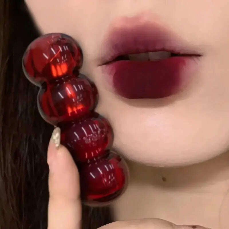 Waterproof Velvet Matte Lipstick – Long-lasting Lip Tint