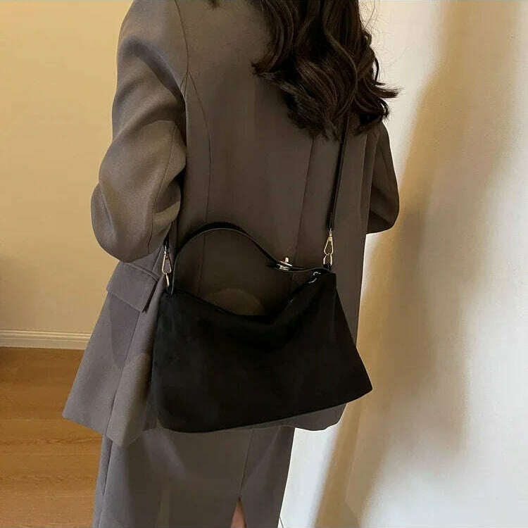 2024 Advanced Retro Textured Shoulder Bag - Large Capacity