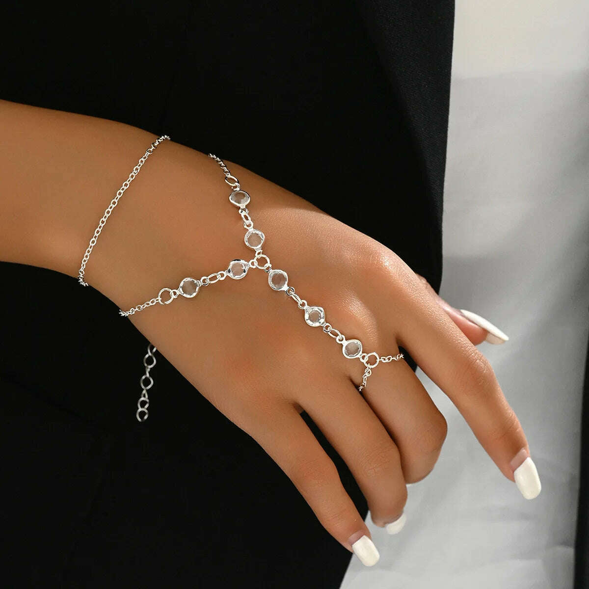 Fashion Multilayer Bracelet Ring Crystal Luxury Finger Bracelet Hot Seles Women Wed Bridal Jewelry Finger Chain Couple Bracelet