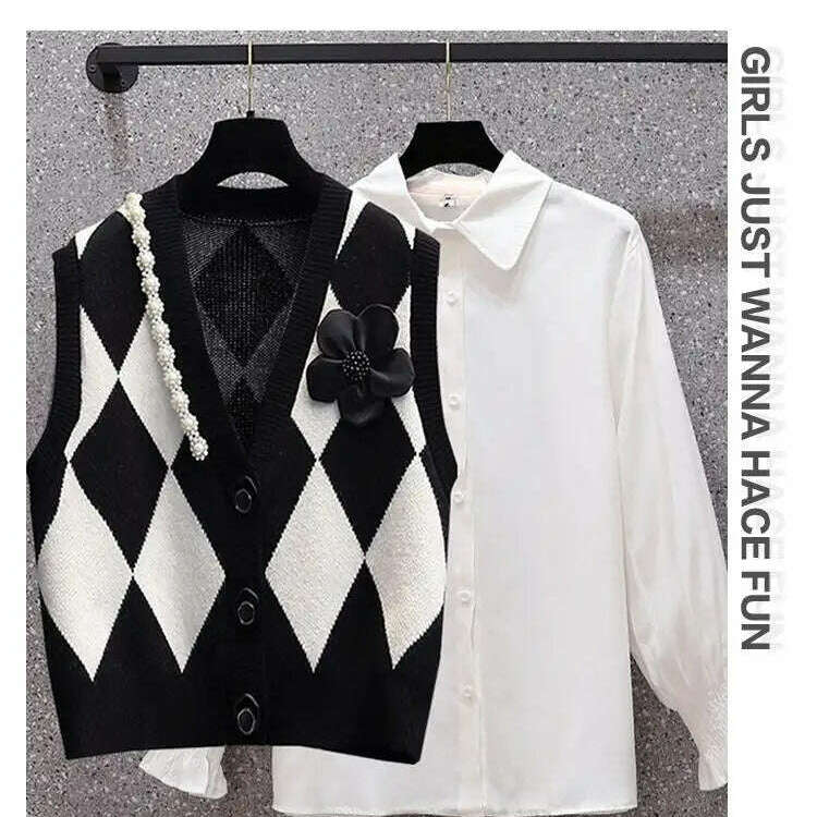 2024 Beaded V-Neck Diamond Plaid Cardigan Vest for Women - D&M Boutique
