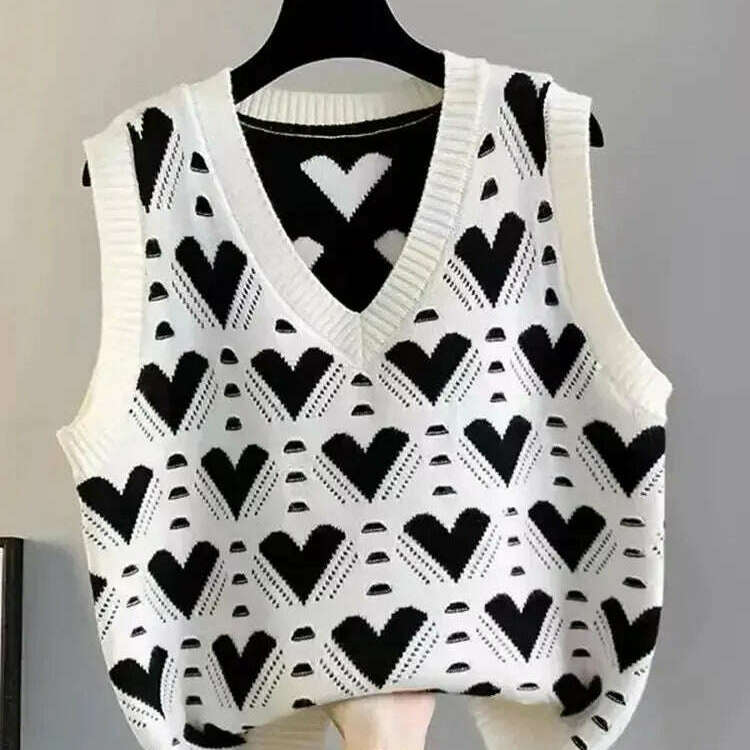 Fashion Love Heart Knitted Vest: V-Neck, Sleeveless, Casual Sweater - D&M Boutique