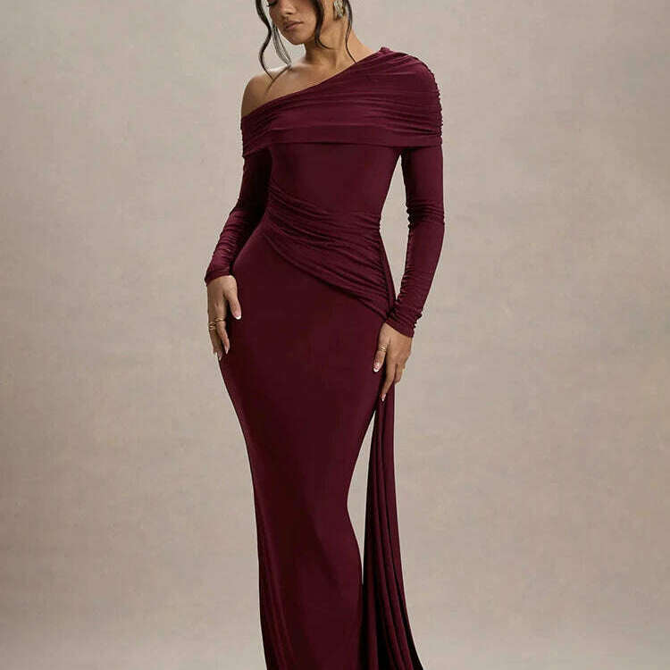 Mozision Skew Collar Long Sleeve Maxi Dress