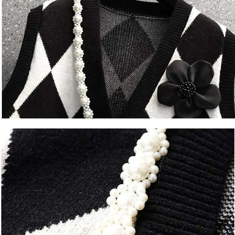 2024 Beaded V-Neck Diamond Plaid Cardigan Vest for Women - D&M Boutique