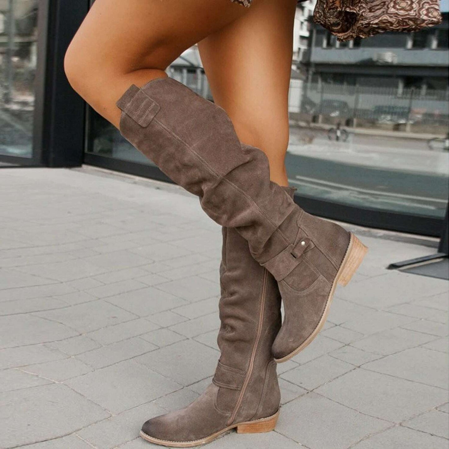 Women’s Retro Knee-High Boots – Low Heel & Zipper