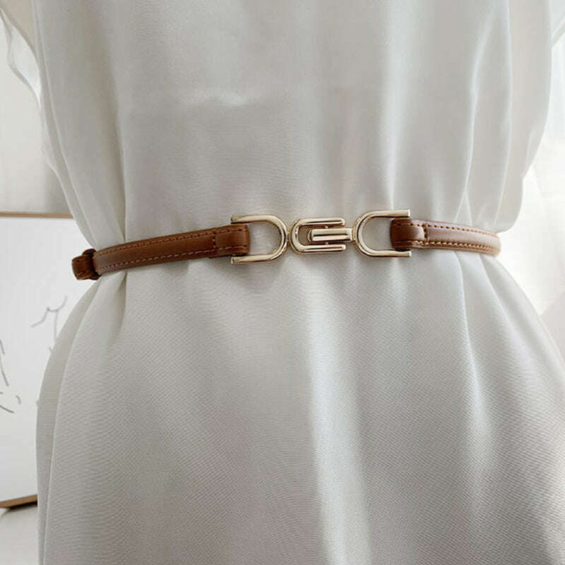 New Fashion Leather Thin Belt for Women with Metal Buckle