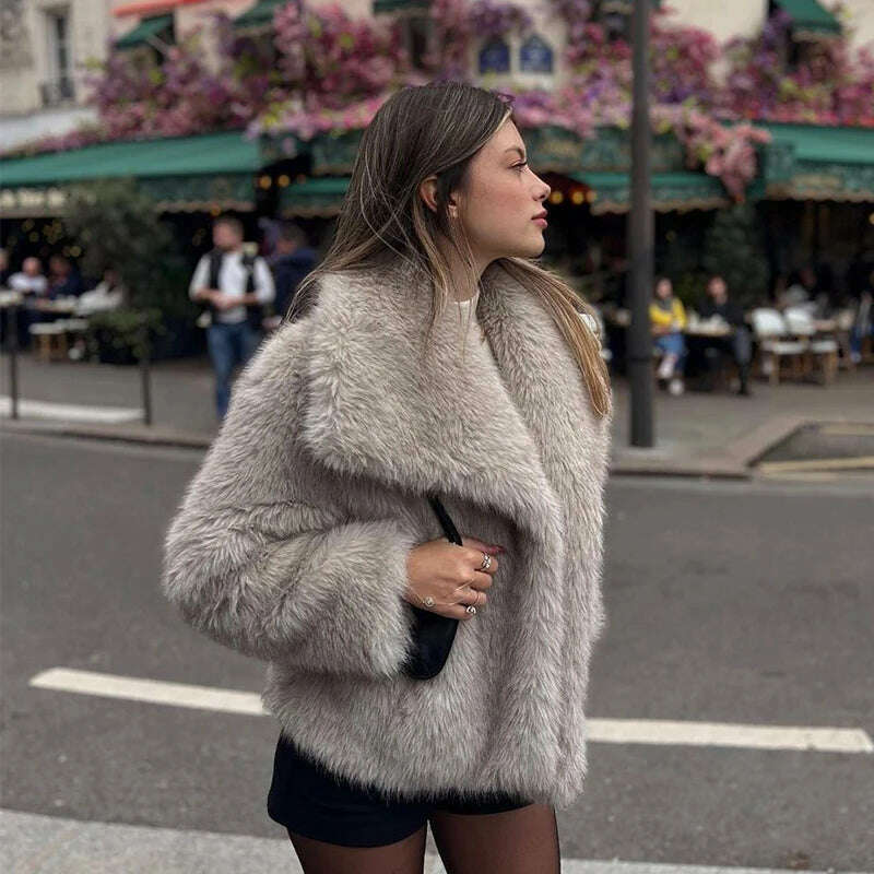 Neo Mint Women's Gradient Faux Fur Coat with Big Collar