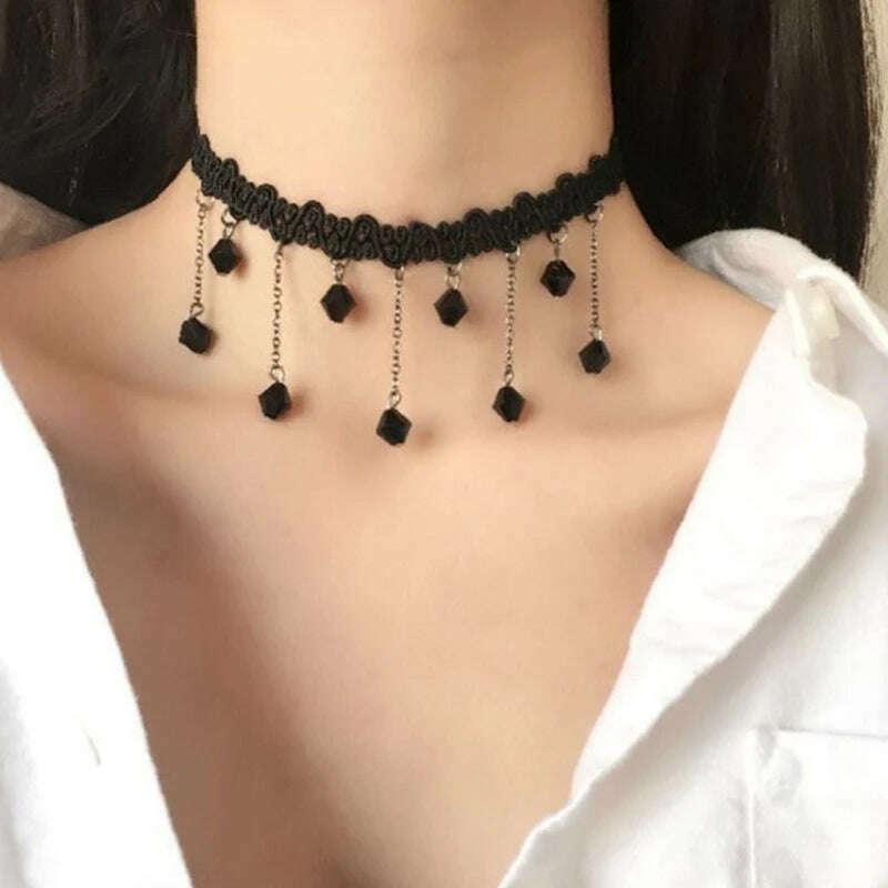 Short Black Crystal Pendant Necklace for Women Tassel Woven Lace Choker Sexy Pretty Neck Braided Band Necklace Adornment Necklac