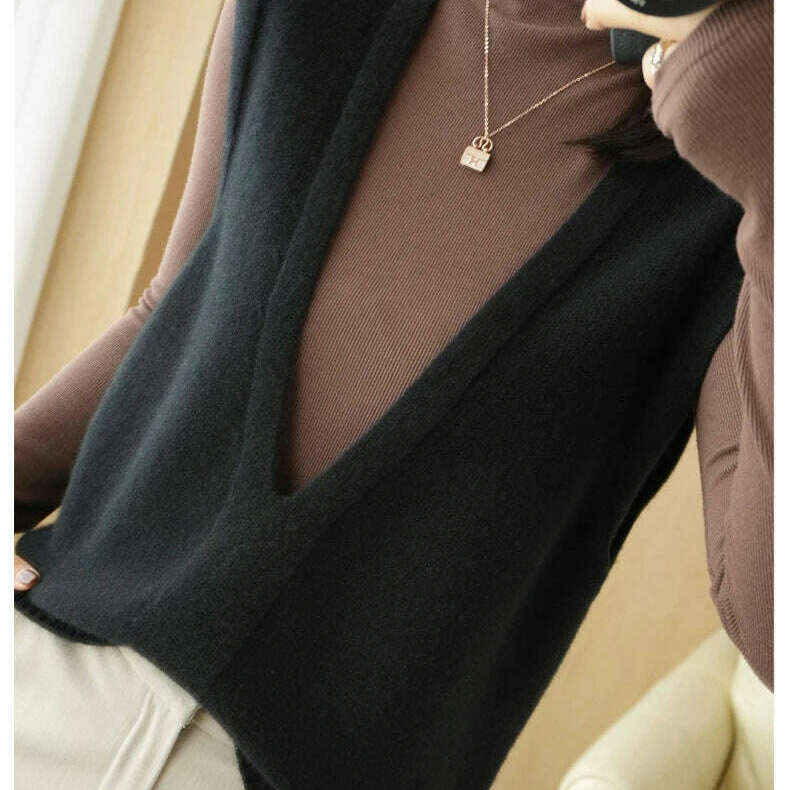 Autumn Knit V-Neck Vest – Loose, Solid, Stylish Layering - D&M Boutique