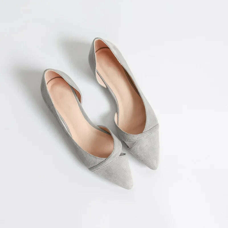 Suede flats, pointed toe, pure color, pink or black.