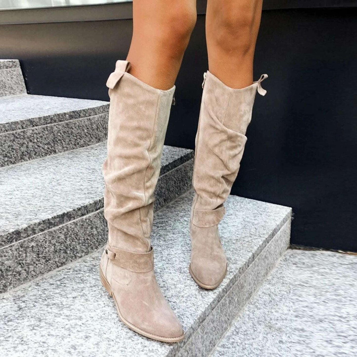 Women’s Retro Knee-High Boots – Low Heel & Zipper