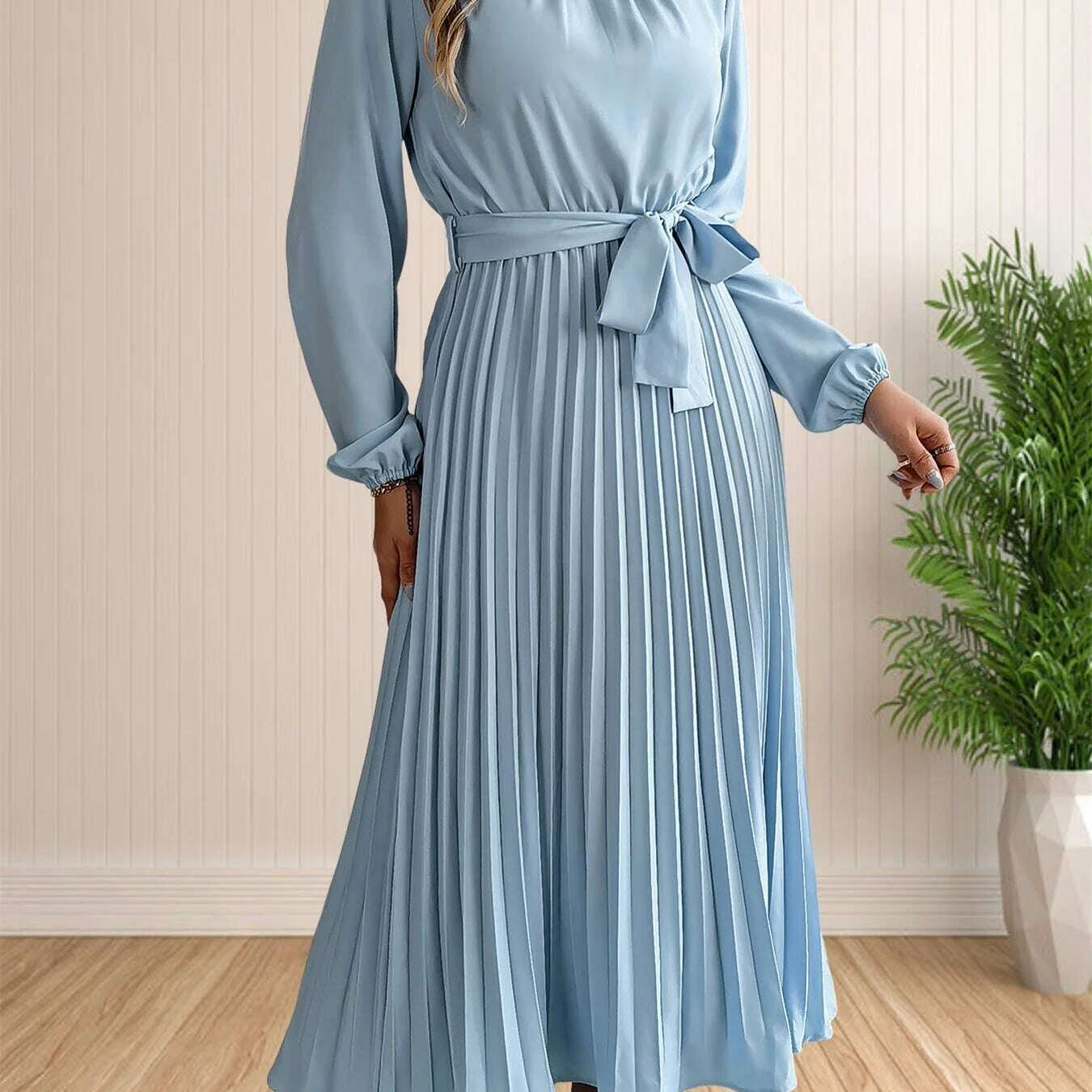 Elegant Pleated Lace-Up Long Sleeve A-Line Sundress
