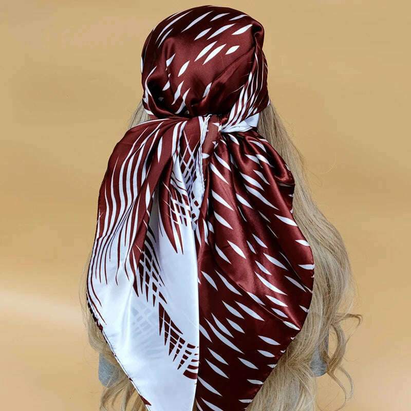 90*90CM Shawls Fashion Beach Sunscreen Silk Scarves 2023 Europe And America Kerchief Popular Print Square Bandannas