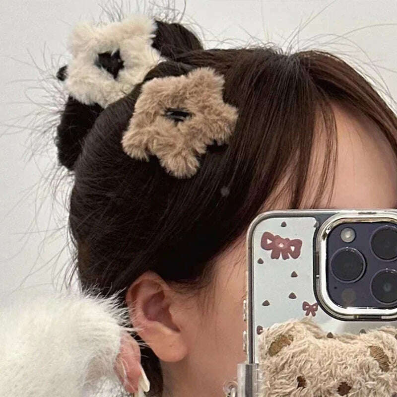 Winter Plush Y2K Star Hair Clips – Fluffy Fashion Hairpins