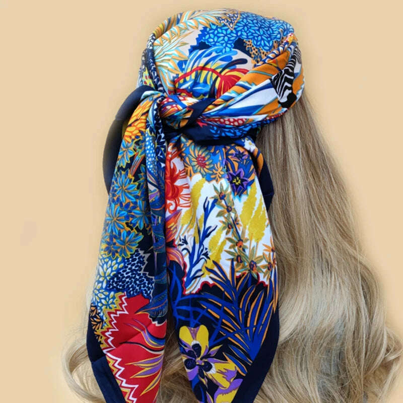 90*90CM Shawls Fashion Beach Sunscreen Silk Scarves 2023 Europe And America Kerchief Popular Print Square Bandannas