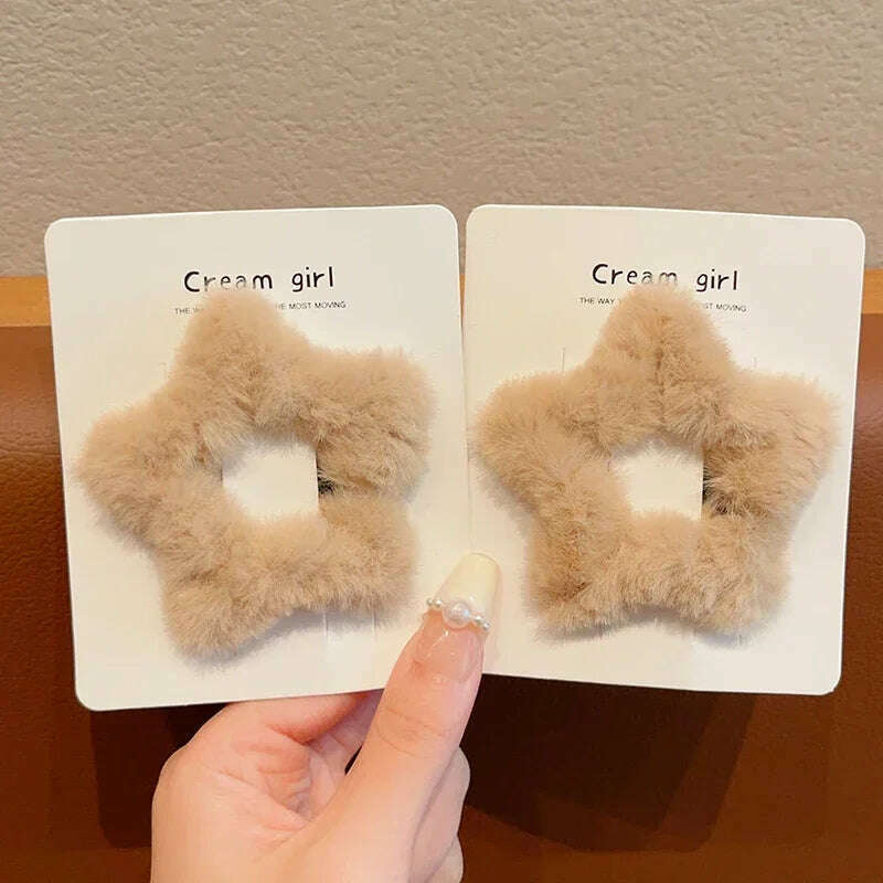 Winter Plush Y2K Star Hair Clips – Fluffy Fashion Hairpins