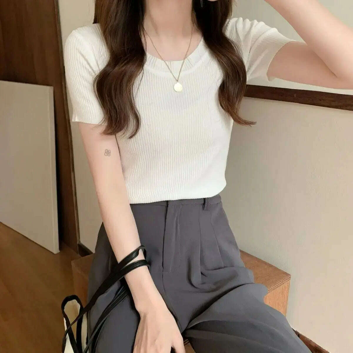 Knit Slim Short Sleeve T-Shirt: White/Green Crop Top - D&M Boutique