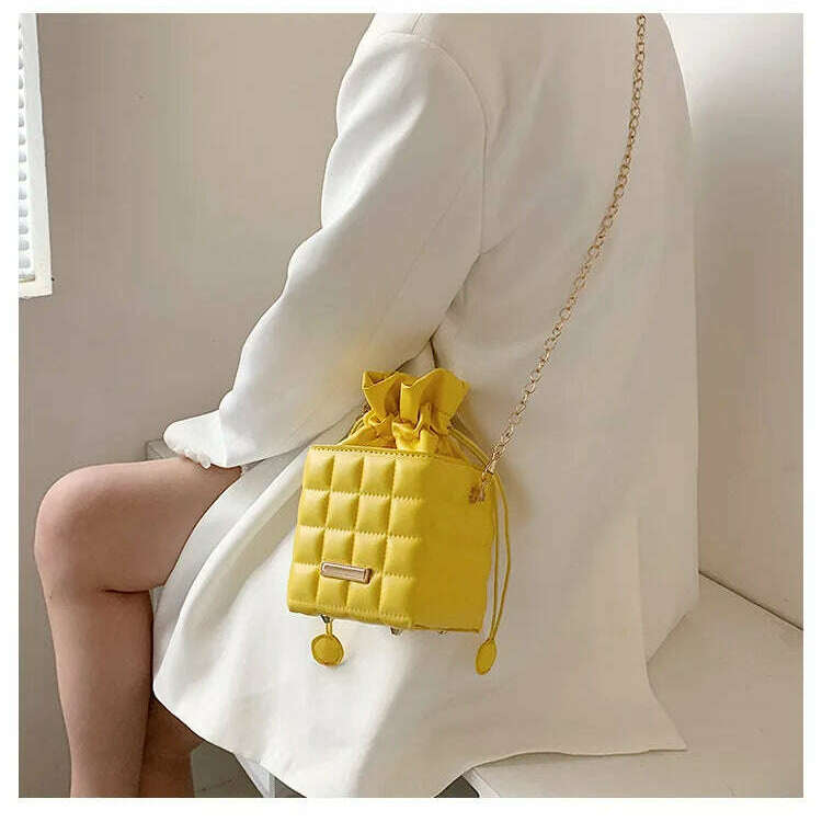 Trendy Checker Drawstring Crossbody Bag with Chain Strap