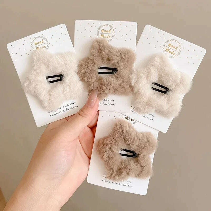 Winter Plush Y2K Star Hair Clips – Fluffy Fashion Hairpins