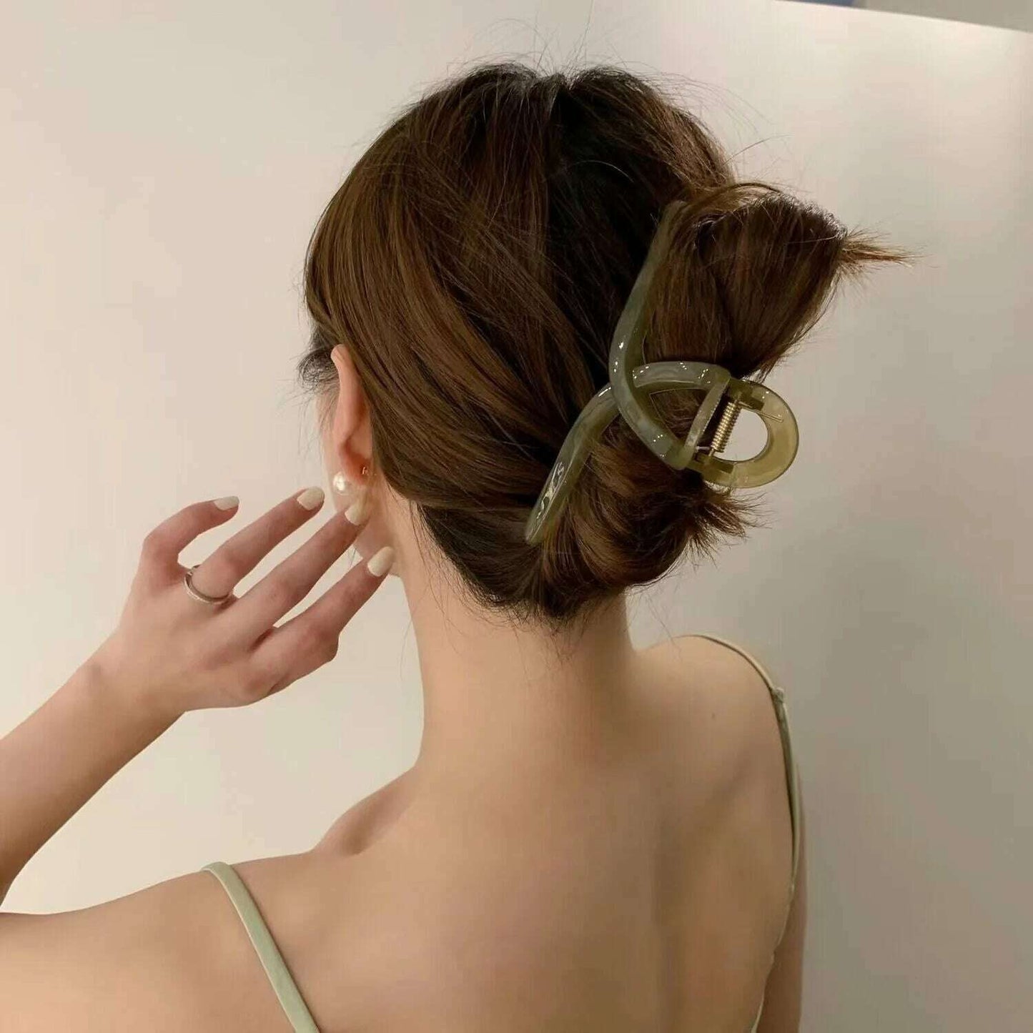 13cm Large Acrylic Geometric Hair Claw Clip for Women