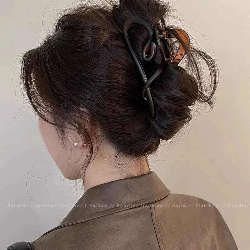 Vintage Heart Shape Plastic Hair Claw