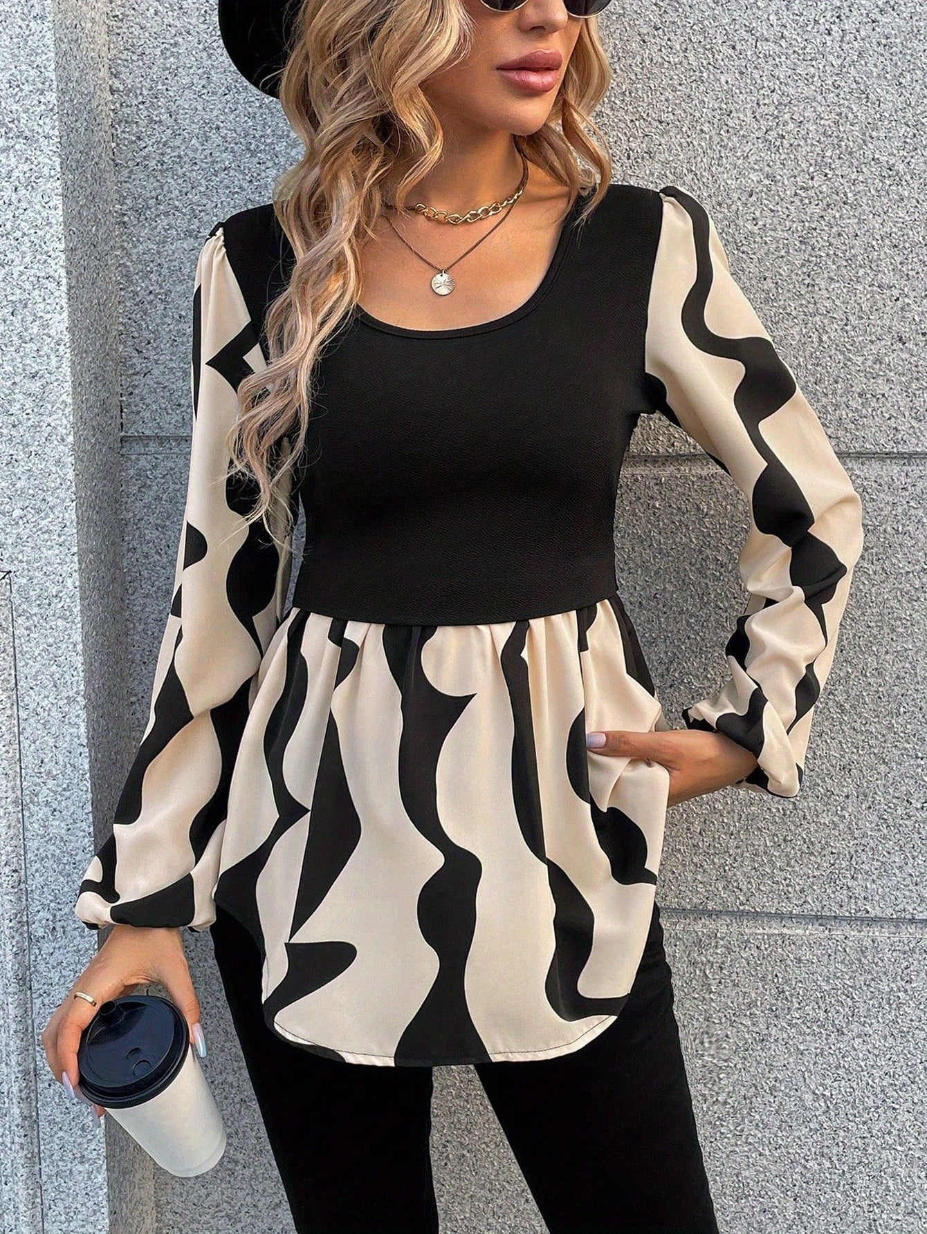 Women'S Chic Black & White Abstract Print Blouse - Long Sleeve Square Neck Top, All-Season Everyday & Formal Shirt for Women - Non-See-Through Office Party Blouse, Versatile Clothing, Nontransparent Fabric, Work Attire, Styli