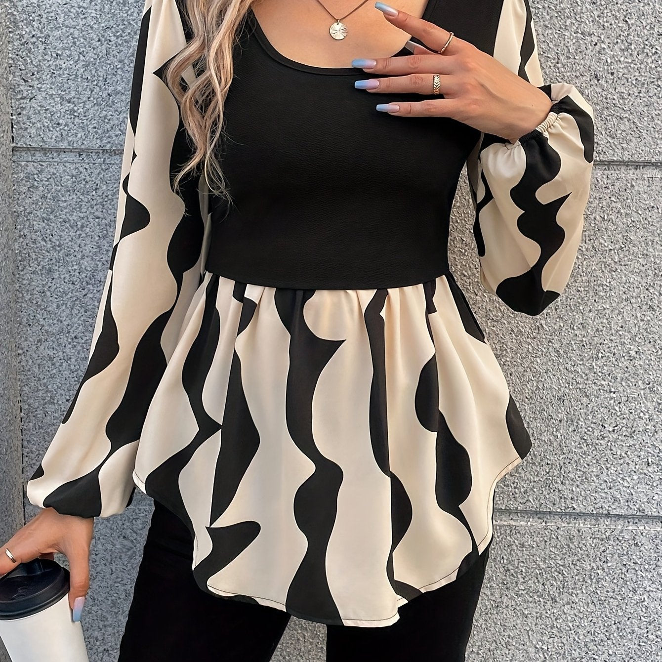 Women'S Chic Black & White Abstract Print Blouse - Long Sleeve Square Neck Top, All-Season Everyday & Formal Shirt for Women - Non-See-Through Office Party Blouse, Versatile Clothing, Nontransparent Fabric, Work Attire, Styli